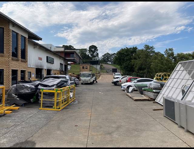 1,397M² WAREHOUSE TO LET IN MAHOGANY RIDGE